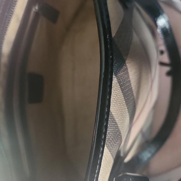 Authenic Burberry Plaid Tote - Picture 2 of 3